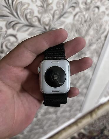 se 2023: Продаю Смартчасы Модель: Apple Watch Se2 Год выпуска:2022 — 4