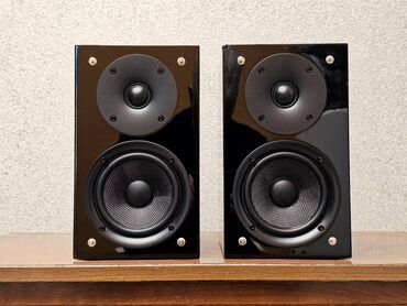 Zvučnici i stereo sistemi: Pioneer bookshelf zvučnici – par kompaktnih dvosistemskih kutija u — 1