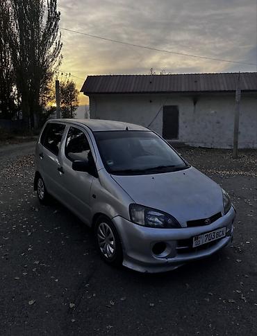 dayhatsu yrv: Daihatsu YRV: 2004 г., 1 л, Механика, Бензин, Хэтчбэк — 3