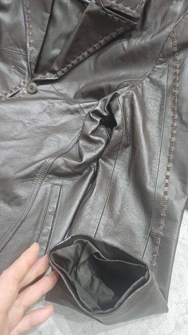 Ostale jakne, kaputi, prsluci: Ženska kožna jakna + torbica (cena u kompletu) Kožna jakna: - — 6