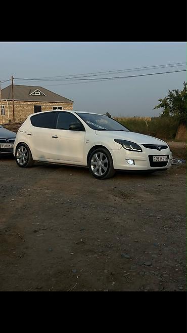 pirus 40 kuza: Hyundai i30: 1.6 л | 2008 г. Хэтчбэк — 6