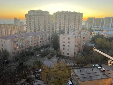 Köhnə tikili: Bakı, 3 otaqlı, Köhnə tikili, m. Həzi Aslanov, 80 kv. m — 19