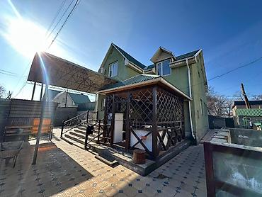 Долгосрочная аренда домов: 240 м², 7 комнат, Утепленный, Видеонаблюдение, Забор, огорожен — 1