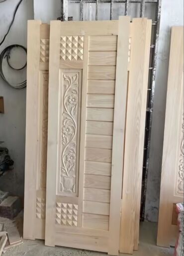 Otaq qapıları: Taxta qapılar – klassik oyma dizaynlar Məhsul təsviri: - Material — 12