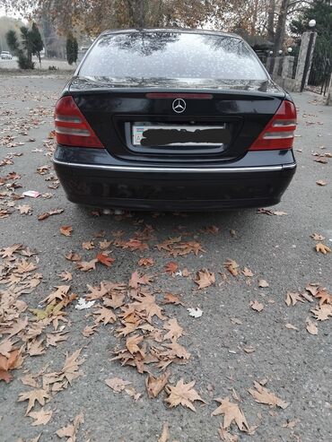 Mercedes-Benz: Mercedes-Benz C 200: 2 l | Sedan — 5