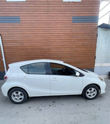 роторная косилка для минитрактора бу: Toyota Prius: 2013 г., 1.5 л, Вариатор, Гибрид, Хэтчбэк