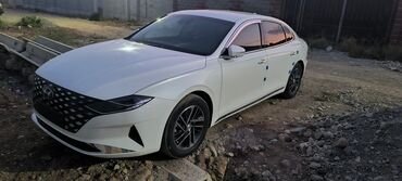 диски голф 3: Hyundai Grandeur (белый седан бизнес‑класса) ✅Год выпуска -2020/21