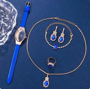 Setovi nakita: Komplet sa satom
Cena:2200din — 2