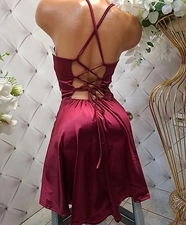 Haljine: ❤️❤️ satenske haljinice koje se pertlaju pozadi. 3000❤️❤️ — 10