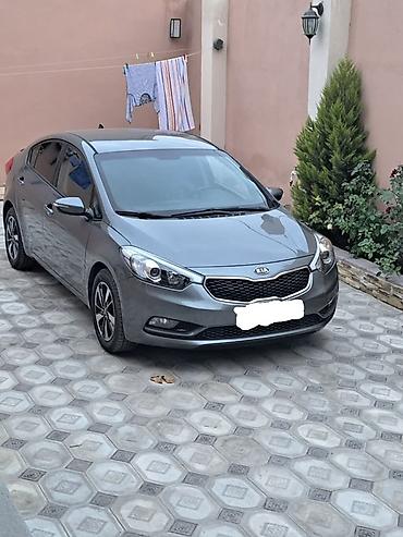 səbət maşın icarəsi: Kia Cerato: 1.6 l | 2014 il Sedan — 1