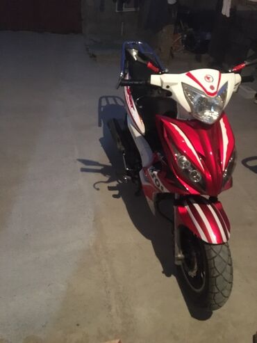 купить мопед в кредит: Skuter – Freedom Max Surot 50 (qırmızı/ağ) limitet 110 cc beyin