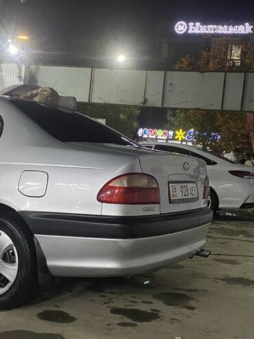 авто прадаж: Toyota Avensis: 2002 г., 1.6 л, Бензин, Седан