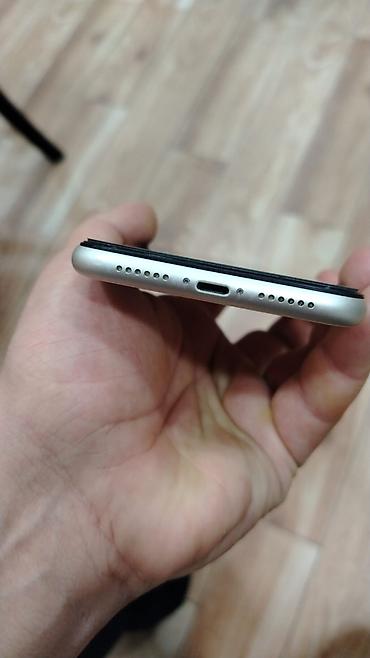 Apple iPhone: IPhone 11, 64 GB, Ağ — 8