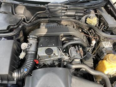 Mercedes-Benz: Mercedes-Benz 220: 2.2 l | 1997 il Sedan — 2