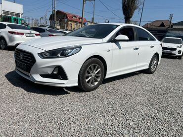 Hyundai: Hyundai Sonata: 2018 г., 2 л, Робот, Газ, Седан