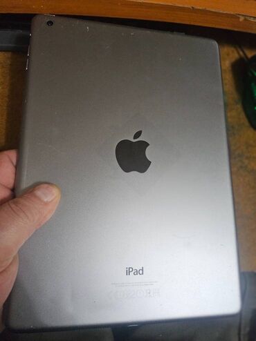 Tableti: Ipad Air 32GB polovan, potpuno ispravan ipad air prve generacije. bez na lalafo.rs — 11 Tableti: Ipad Air 32GB polovan, potpuno ispravan ipad air prve generacije. bez — 11