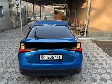 Toyota: Toyota Prius: 2020 г., 1.8 л, Автомат, Гибрид, Хэтчбэк — 3