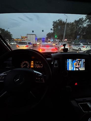 Легкий грузовой транспорт: Легкий грузовик, Mercedes-Benz, Б/у — 11