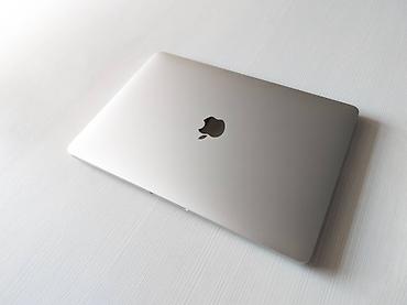MacBook Pro 2017 13 два порта Thunderbolt 3 В комплекте оригинальная