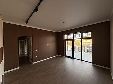 Продажа коттеджей и домов: 4 комнаты, 148 м², 4 соток, Бишкек, Аэропорт Манас Собственник — 20