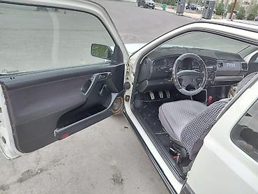 Volkswagen: Volkswagen Golf: 1994 г., 1.6 л, Механика, Бензин, Хэтчбэк — 6