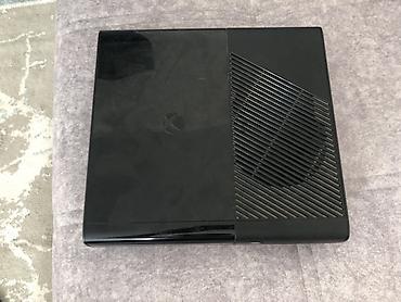 av кабель для приставки: Игровая консоль Microsoft Xbox 360 E (модель 1538) С 10 играми и один — 2