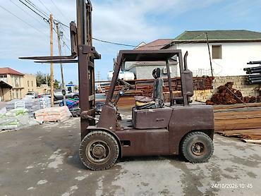 radius təkər evi: Yükqaldıran forklift Texniki təsvir: - Yanacaq: dizel - İdarəetmə — 6