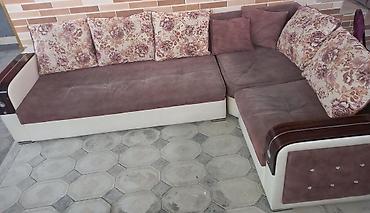 Divan satılır 180 azn açılır baza var. Olcu 3/2 unvan Hökməli 6396