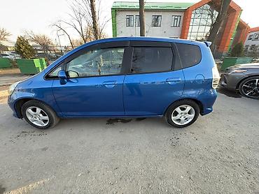 Honda: Honda Fit: 2003 г., 1.5 л, Вариатор, Бензин, Хэтчбэк — 3
