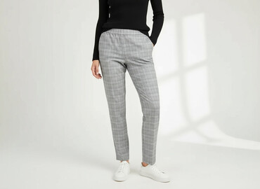 decatlon spodnie zimowe: Zara, Material trousers for women, size M