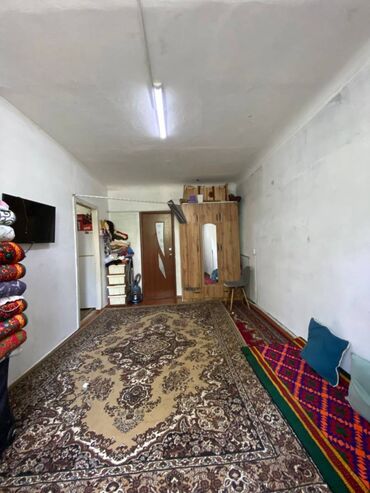 суточная квартира политех: 2 комнаты, 46 м², Хрущевка, 1 этаж, Старый ремонт
