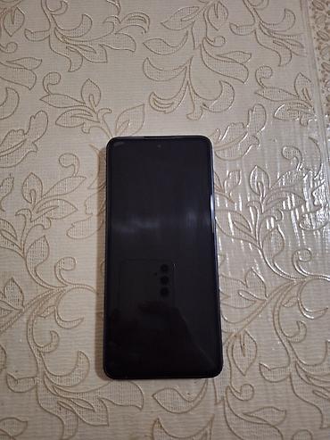 barter telefon iphone: Məhsul: Smartfon Xüsusiyyətlər: - Tam ekran dizaynı, ön kamera üçün — 3