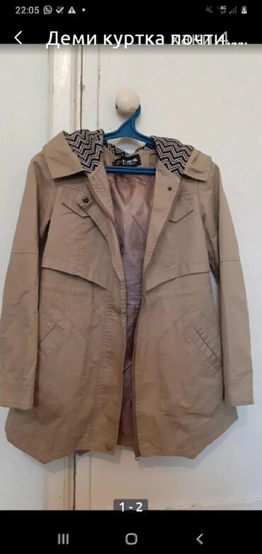 мужская куртки: 44 размер почти новые покупали 2000