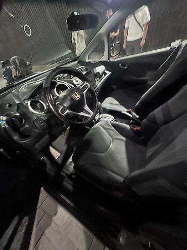 фит 3: Honda Fit: 2010 г., 1.5 л, Автомат, Бензин, Хэтчбэк — 3