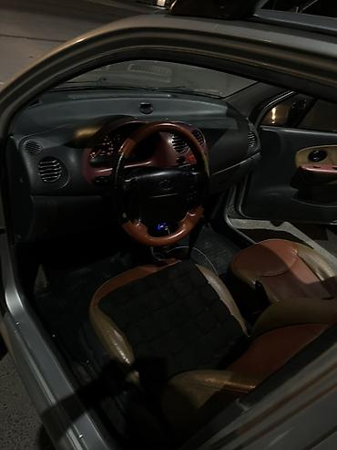авто полироль: Автомобиль компакт-класса с бензиновым двигателем и автоматической — 6