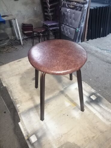 Stullar: Stol stul desti anbardan satiş var Modellər coxdur Rəng secimi etmək — 17