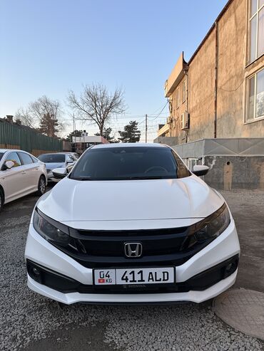 Honda: Honda Civic: 2019 г., 2 л, Вариатор, Бензин, Седан