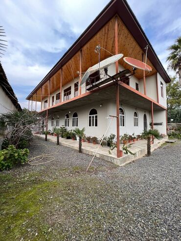 загородные дома отдыха: Astarada yerləşən bu ev in - sahəsi 20 sotdan çoxdur sənəddə isə 17