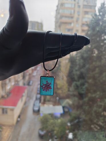 Kulonlar: Epoksi qatqı ilə hazırlanmış əl işi kulonlar - Çiçək kolleksiyası — 15