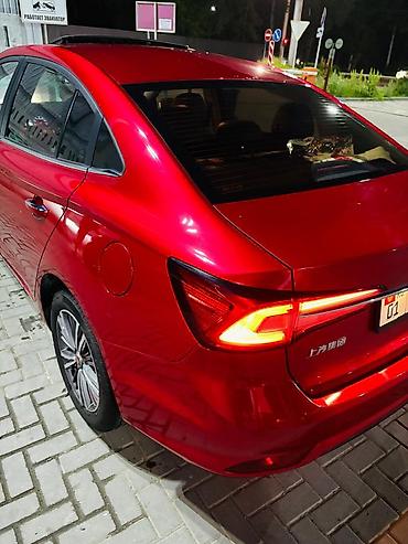 Roewe: Roewe i5: 2019 г., 1.5 л, Механика, Бензин — 4