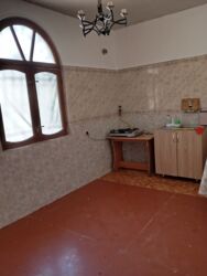 Uzunmüddətli kirayə evlər: 180 kv. m, 4 otaqlı -da lalafo.az — 12 Uzunmüddətli kirayə evlər: 180 kv. m, 4 otaqlı — 12