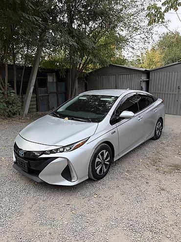 аванте 2017: Toyota Prius: 2017 г., 1.8 л, Вариатор, Гибрид, Лифтбек — 7