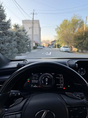 Lexus: Lexus ES: 2023 г., 2.5 л, Вариатор, Гибрид — 10