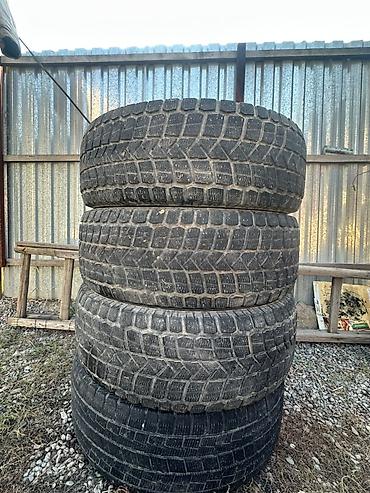 Шины 265 / 65 / R 17, Зима, Б/у, Комплект, Внедорожные (АТ/МТ), Maxxis