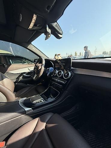 авто кроссовер: Mercedes-Benz GLC-Class: 2021 г., 2 л, Автомат, Бензин, Кроссовер — 2