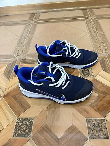 Salam. Nike krasovka satiram originaldir tam emin olun Bakidan Go