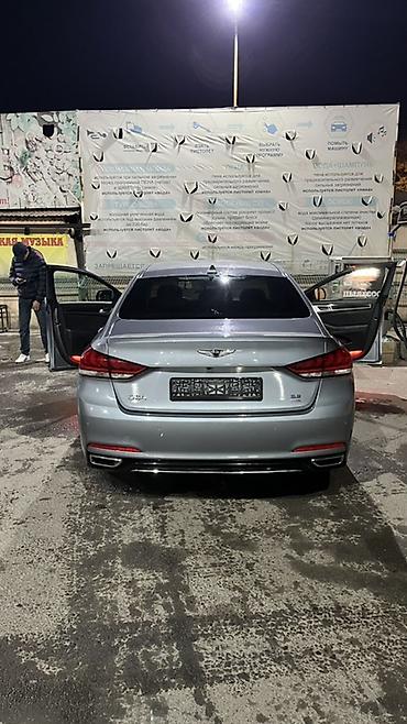дом на обмен: Hyundai Genesis: 2016 г., 3.3 л, Автомат, Бензин, Седан — 5