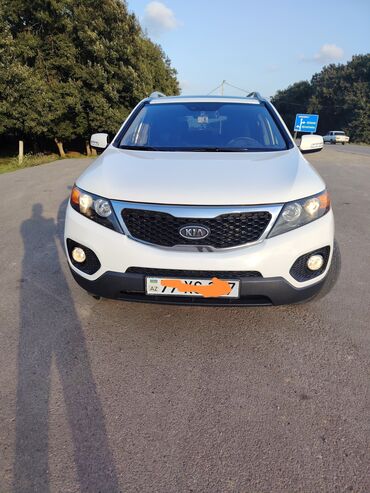 скутер купить бу: Kia Sorento: 2 l | 2010 il Ofrouder/SUV