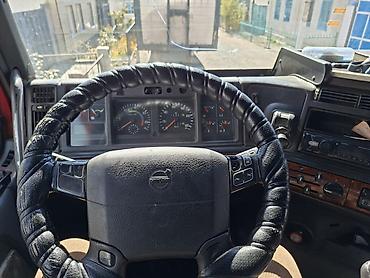 285 75 17: Тягач, Volvo, 2000 г., Без прицепа — 7