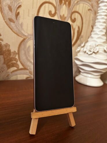Техника для кухни: Xiaomi 12, 
 Сенсорный